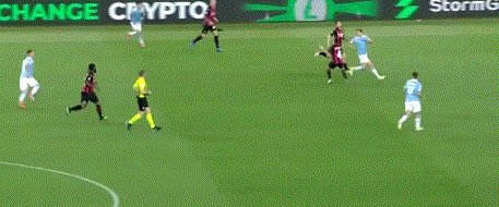 1619470881948084514.gif 7529.gif